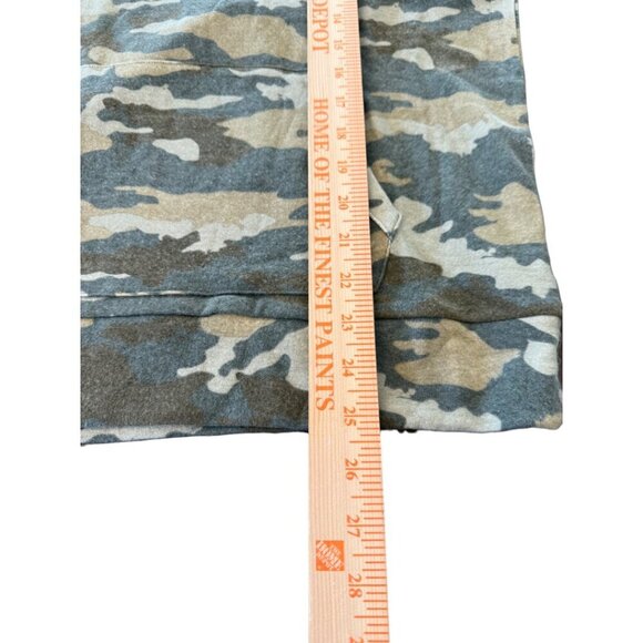 Chaser Camo Hoodie Size Large - Picture 7 of 11